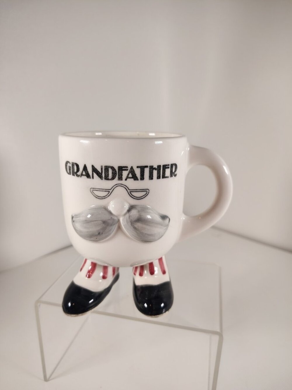 VINTAGE  ENESCO  CERAMIC  GRANDFATHER   WALKING FEET MUG 1976